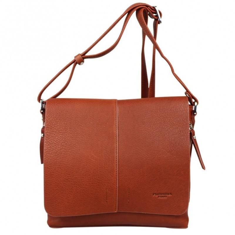 Sac bandoulière besace à rabat cuir grainé Fuchsia Saxo Sac bandoulière besace à rabat cuir grainé Fuchsia Saxo