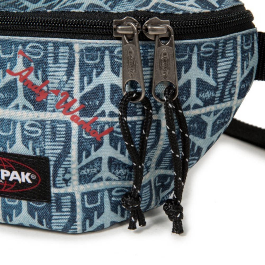 Sac banane Eastpak EK074 59V motif bleu avion Andy Warhol